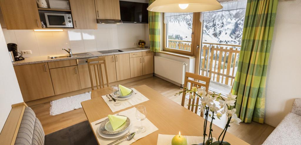 Aparthotel Haus Annette à Schröcken Extérieur photo
