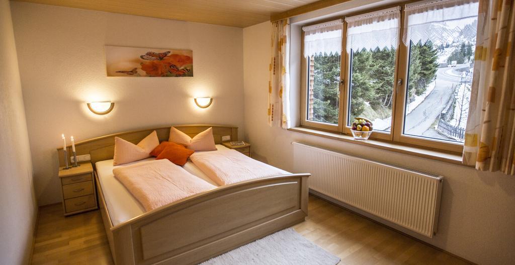 Aparthotel Haus Annette à Schröcken Extérieur photo