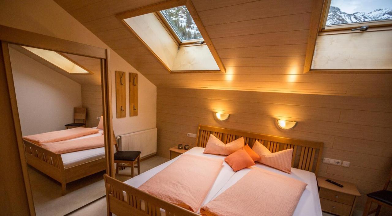 Aparthotel Haus Annette à Schröcken Extérieur photo